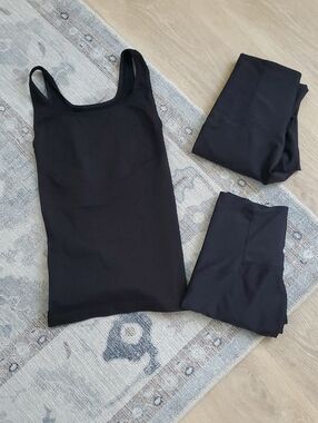 Old Navy Black Maternity/Post Partum Bundle Leggings with Tank SzS